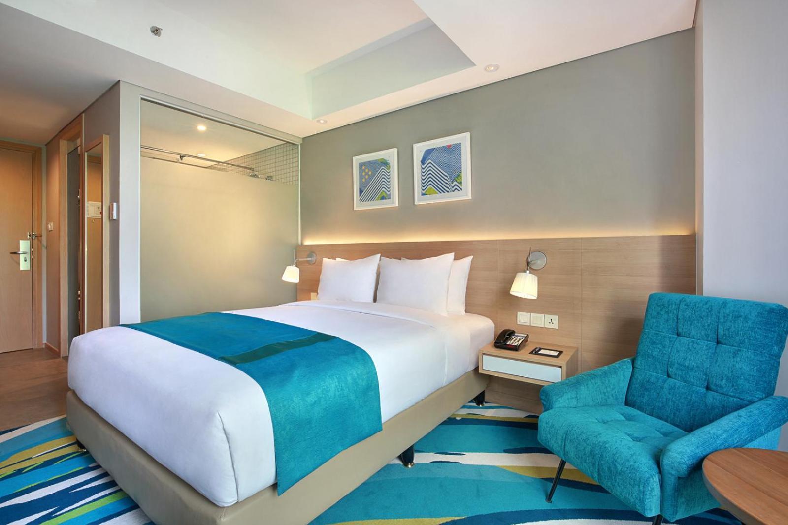 Holiday Inn Express Jakarta Wahid Hasyim By Ihg Buitenkant foto