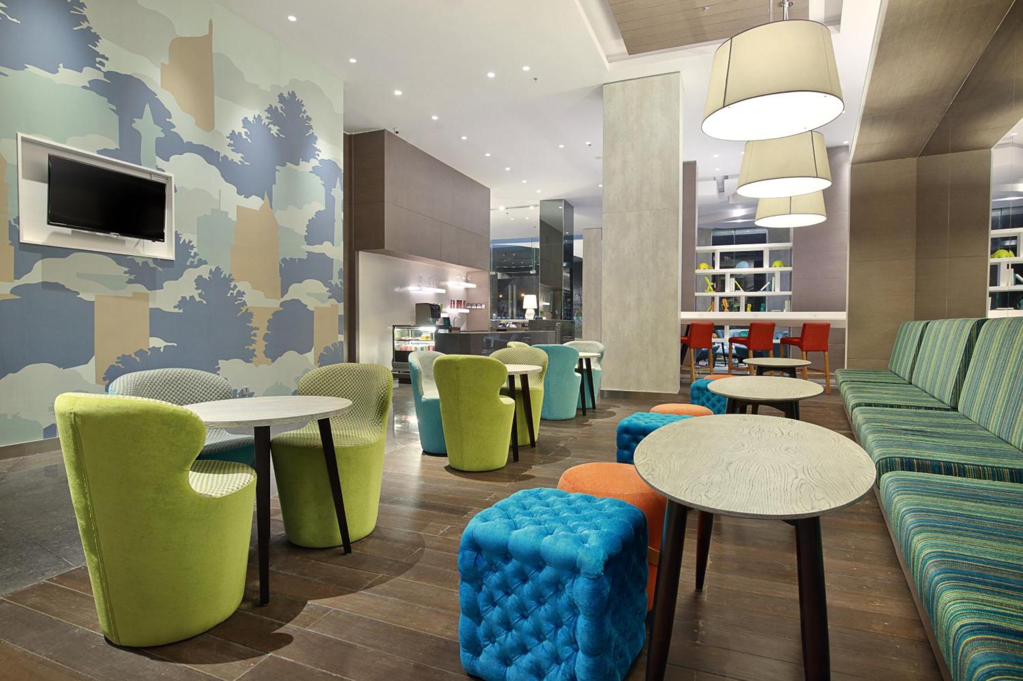 Holiday Inn Express Jakarta Wahid Hasyim By Ihg Buitenkant foto