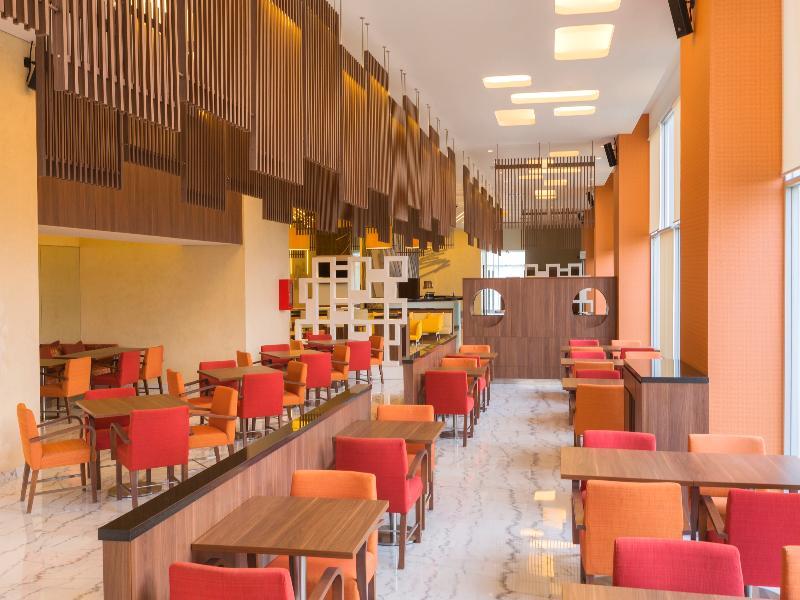 Holiday Inn Express Jakarta Wahid Hasyim By Ihg Buitenkant foto