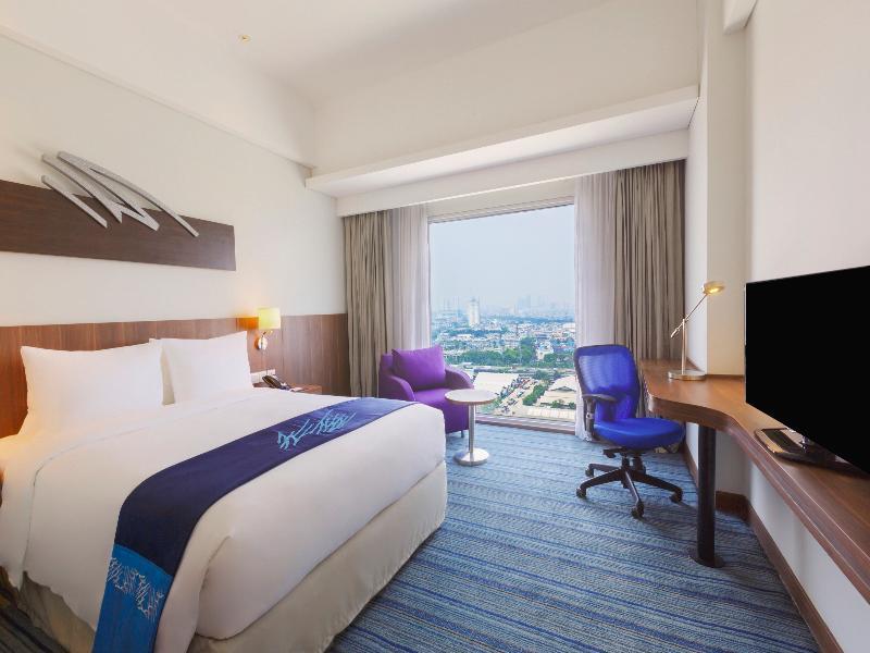 Holiday Inn Express Jakarta Wahid Hasyim By Ihg Buitenkant foto